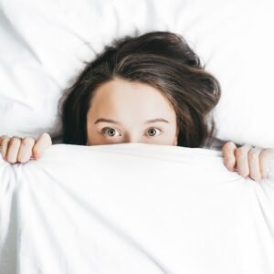 Addio Insonnia: Come Creare una Routine Serale di 30 Minuti per Dormire Meglio